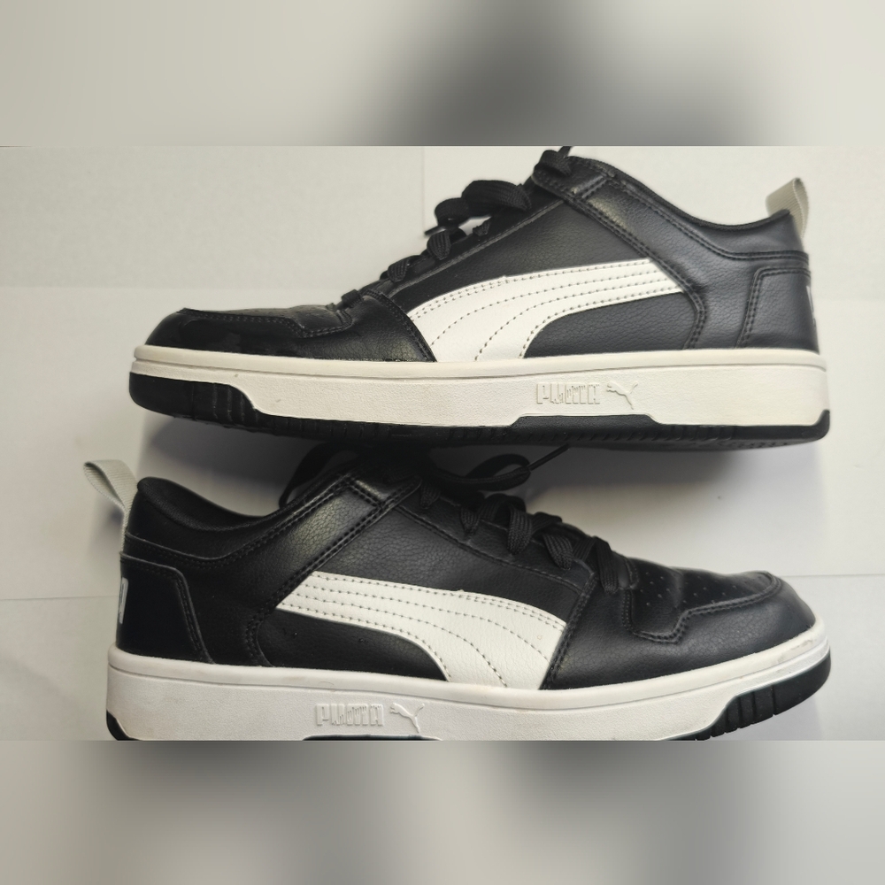 Puma Sneakers